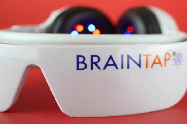 This photo show BrainTap Headset